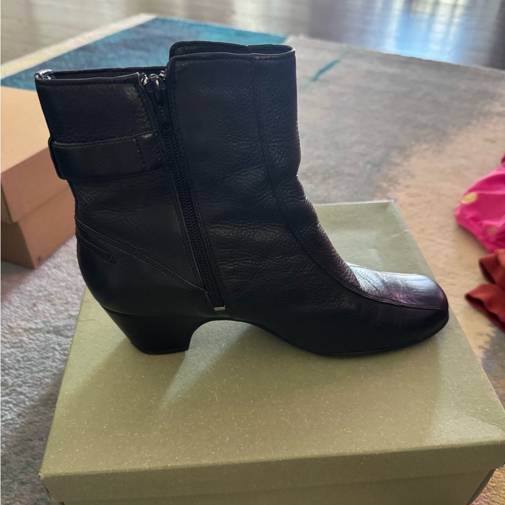 EUC Clark Artisan Booties!